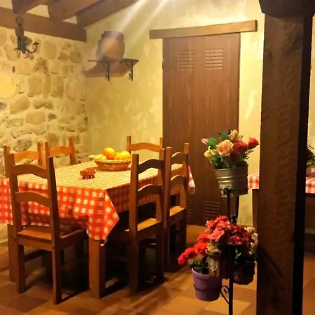 La Fuente De Pavia * Caballar